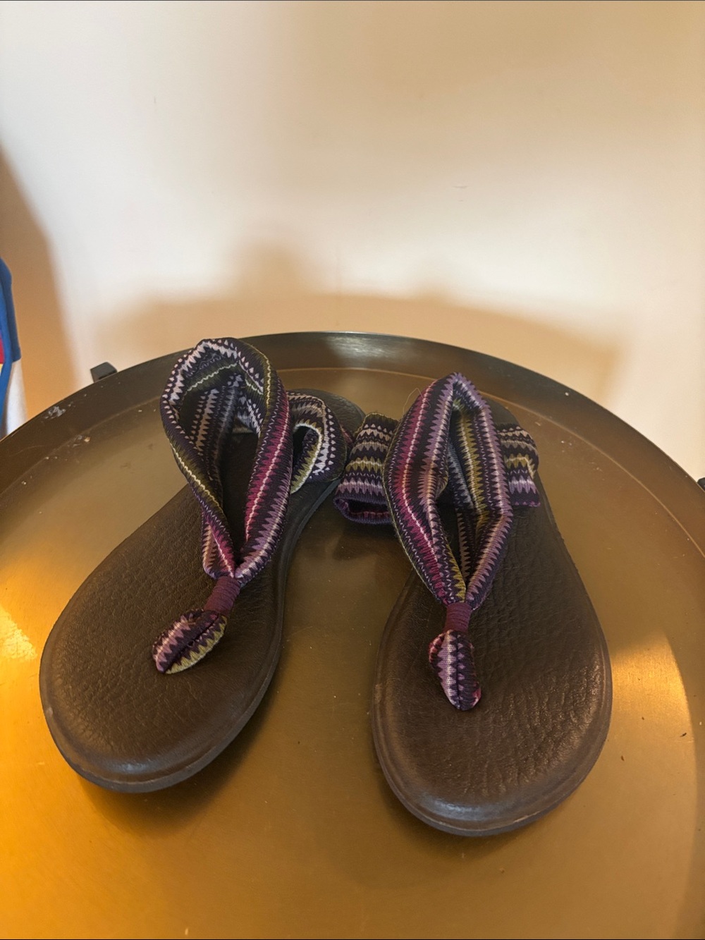 Sanuks Purple Patterned Elastic Strap Sandals